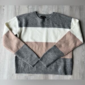 FOREVER 21 Long Sleeve Crew Neck Striped Gray, White & Pink Sweater Size Small